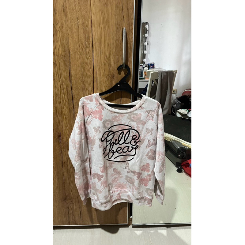 pull and bear sweatshirt