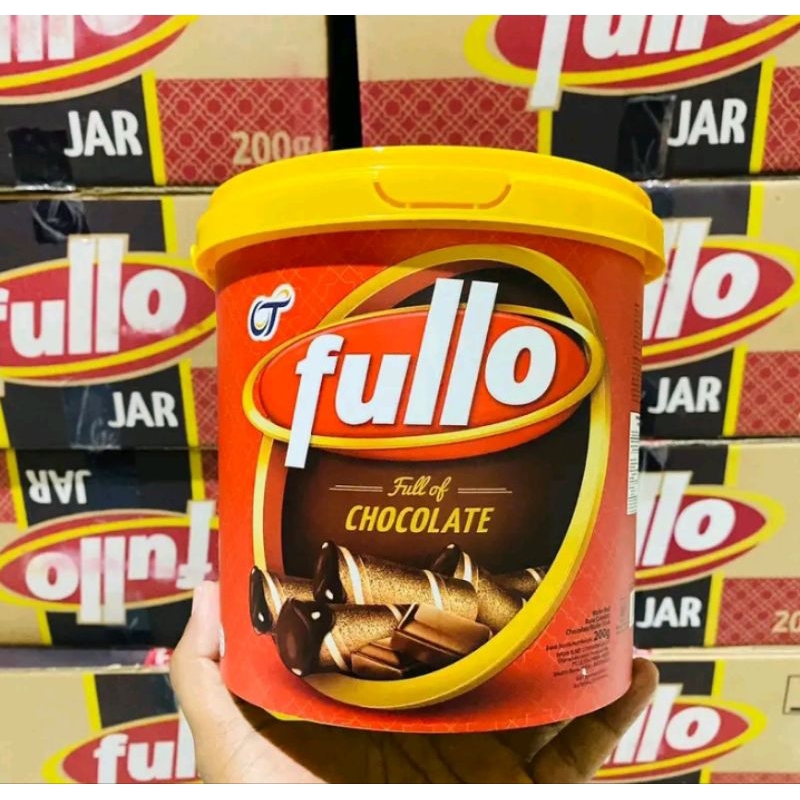 

FULLO JAR Wafer Roll Coklat Fullo Kemasan Jar / Ember Jajanan Lebaran