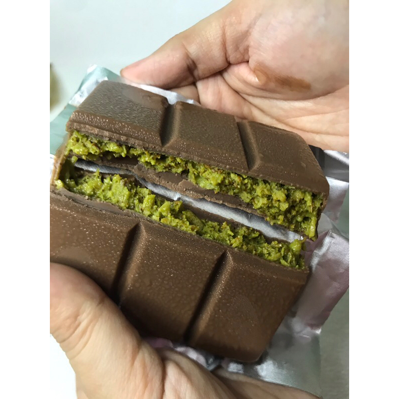 

Dubai Chocolate coklat pistachio kunafa milk white