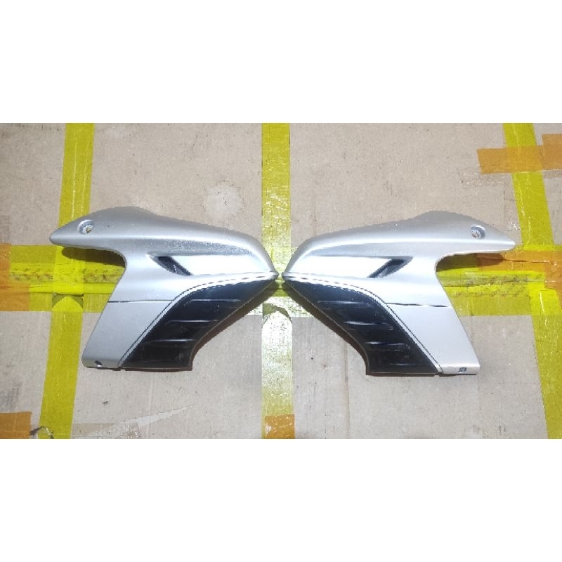 SAYAP SIRIP KUPINGAN TENGKI TANGKI TIREV TIGER REVO TAHUN MUDA 2009 2010 2011 2012 2013 ORIGINAL CEP