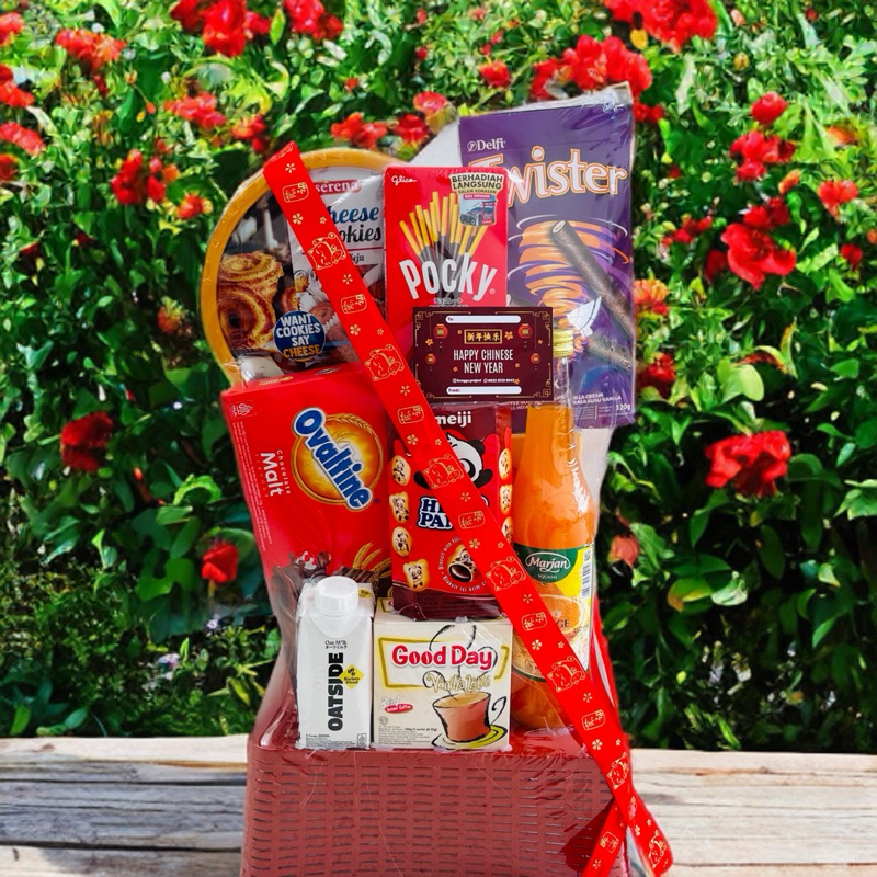 

(GOSEND Jakarta Timur) Parcel Imlek 2025 Parcel CNY Hampers Imlek Premium Snack Cemilan Imlek by BANGGA PROJECT • Bingkisan Premium Imlek Parcel Snack Imlek Gong Xi Fa Cai Parcel Chinese New Year 2025