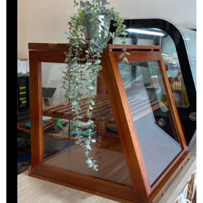 Etalase kafe/ jualan warung food display kayu jati Belanda dan kaca ukuran 60x45x50