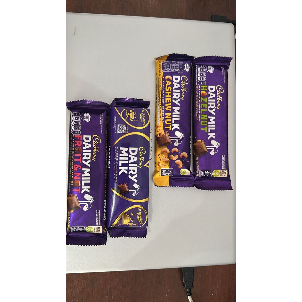 

CADBURY Dairy Milk 4 Varian Rasa 62gr