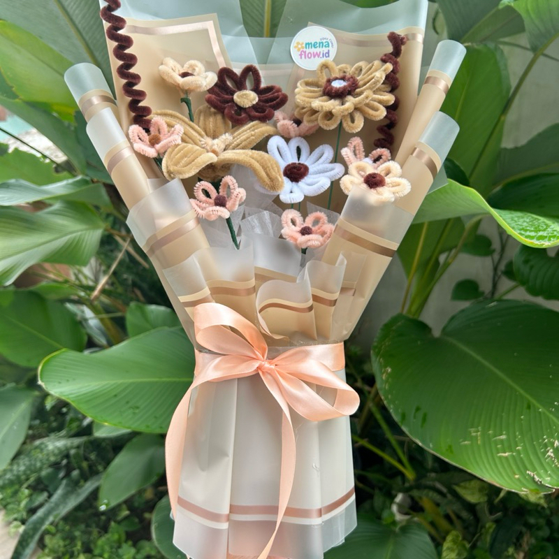 

Medium Choco Bouquet | Bouquet Pipe Cleaner | Bunga kawat bulu