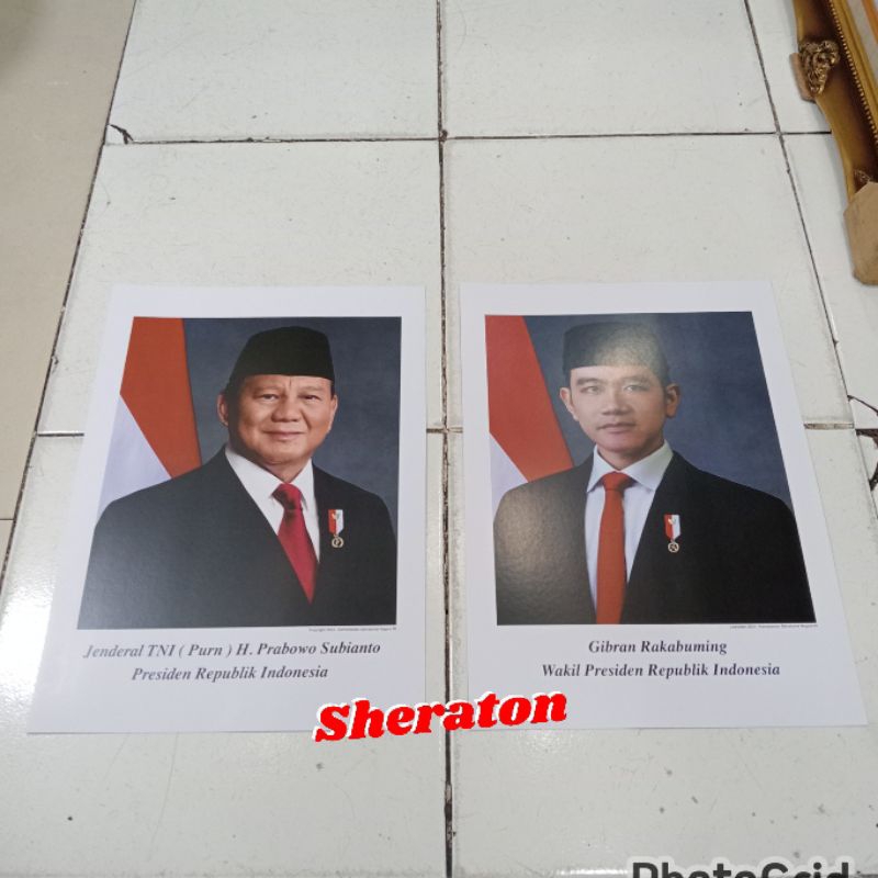 

foto presiden Prabowo+wakil Gibran uk 25cm x 35cm