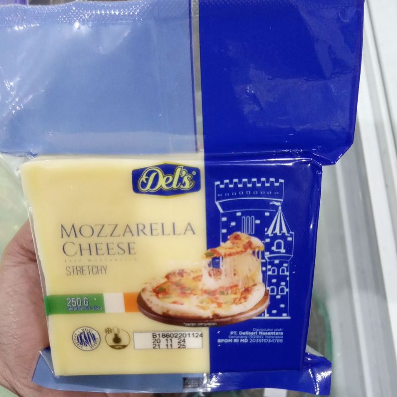 

Keju Mozzarella Cheese Del's 250gram