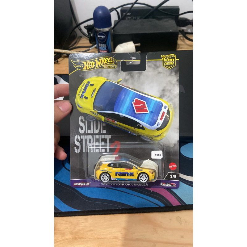 Hotwheels premium Gr corolla Slide street 2