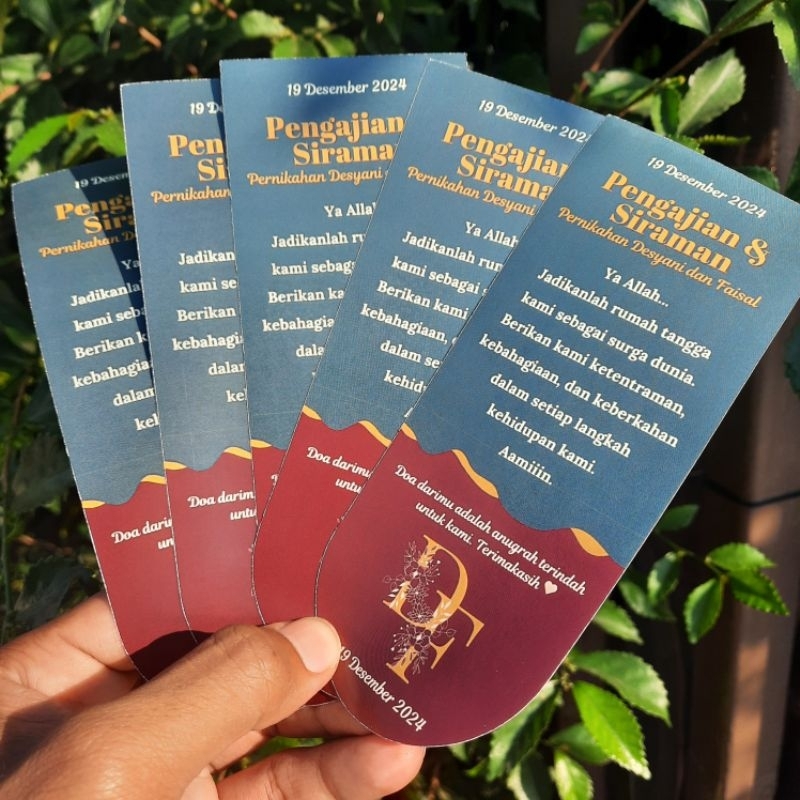 

Sticker Custom bisa untuk label produk untuk segel untuk logo bisa custom bentuk dan model sesuai permintaan