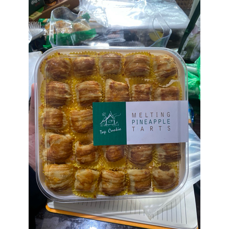 

[READY STOK] Top Cookies Melting Pineapple Tarts