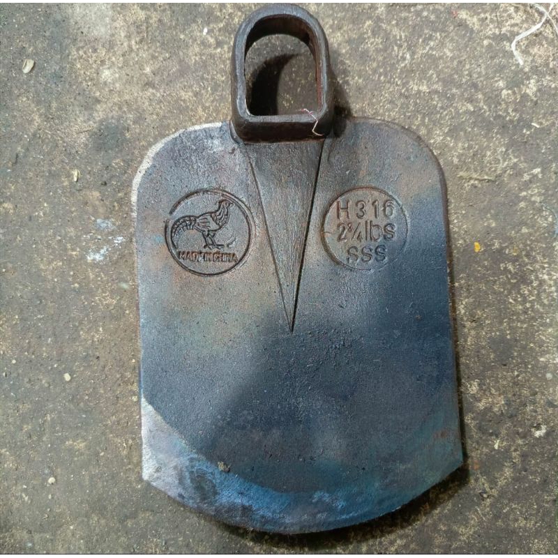 Cangkul Cap Ayam Cangkul Mata Bulat