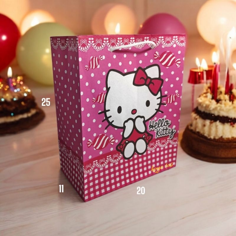 

paperbag hellokitty permen uk20x11x25