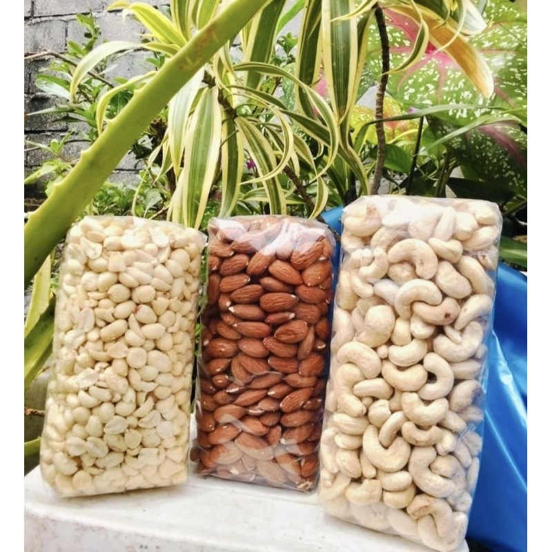 

paket kacang kacang mede almond dan tanah