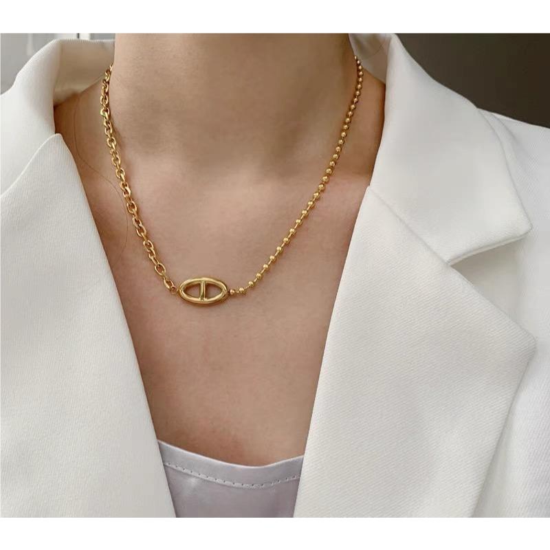 Kalung Gelang Pendant Babi Titanium Gold Plated 18K