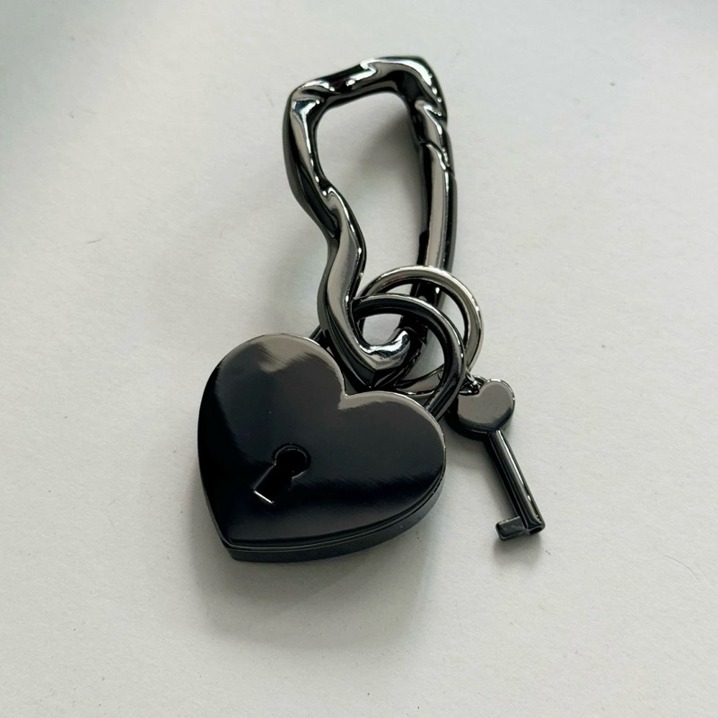PO| Monstell Gantungan kunci tas |bag  charm aesthetic | strap bag keychain carabiner besi gembok ha