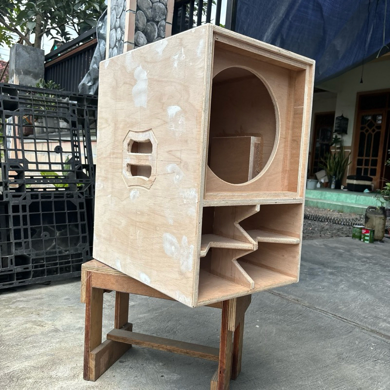 BOX CBS 12 inch Mentahan 15 mm