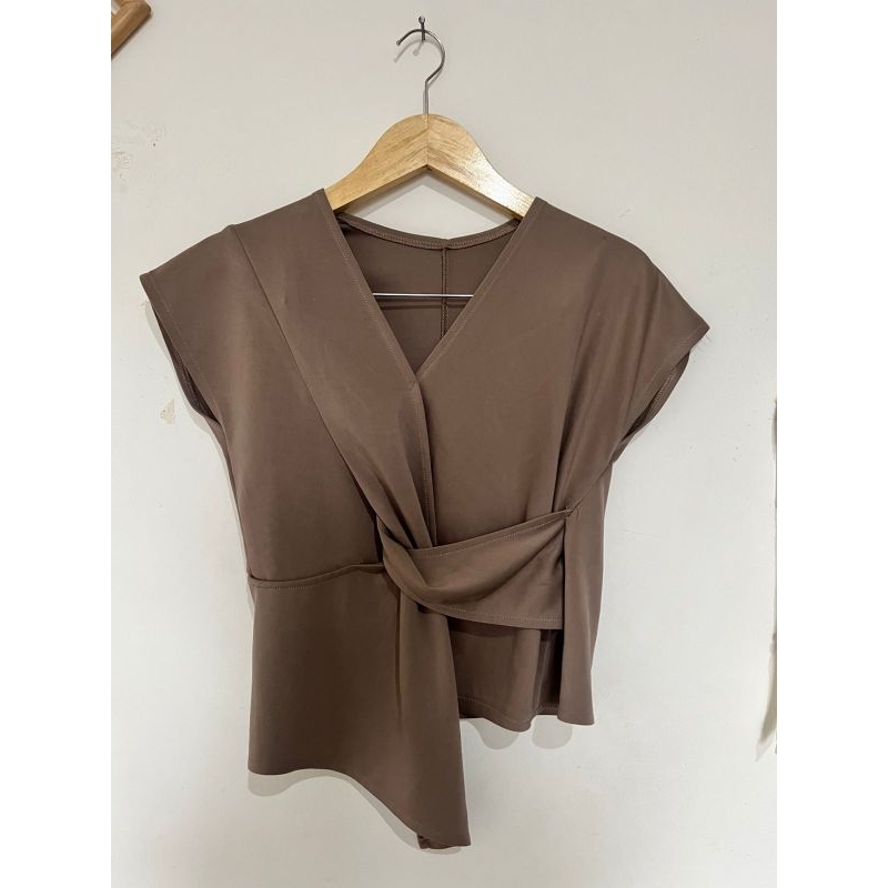 Asimetris Blouse