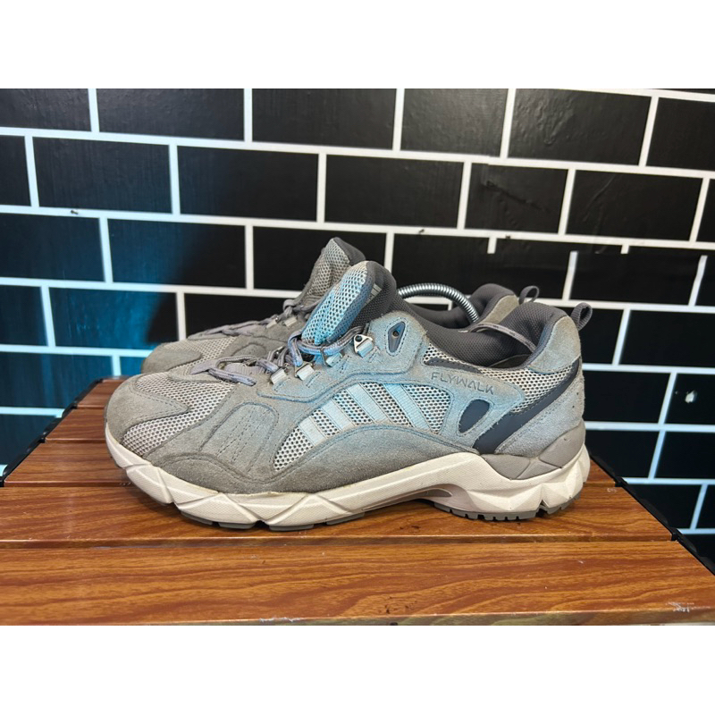 sepatu runing trail runing k2 flywalk second size 44,5