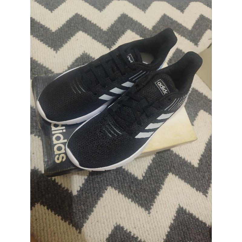 Sepatu Wanita Adidas Ori