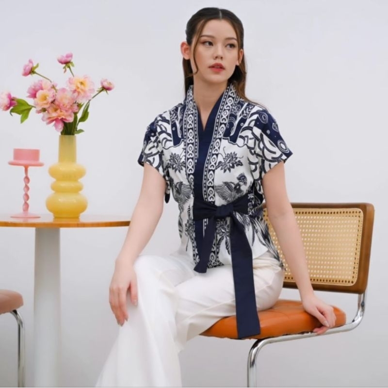 BLOUSE KIMONO BATIK MODERN WANITA LENGAN PENDEK