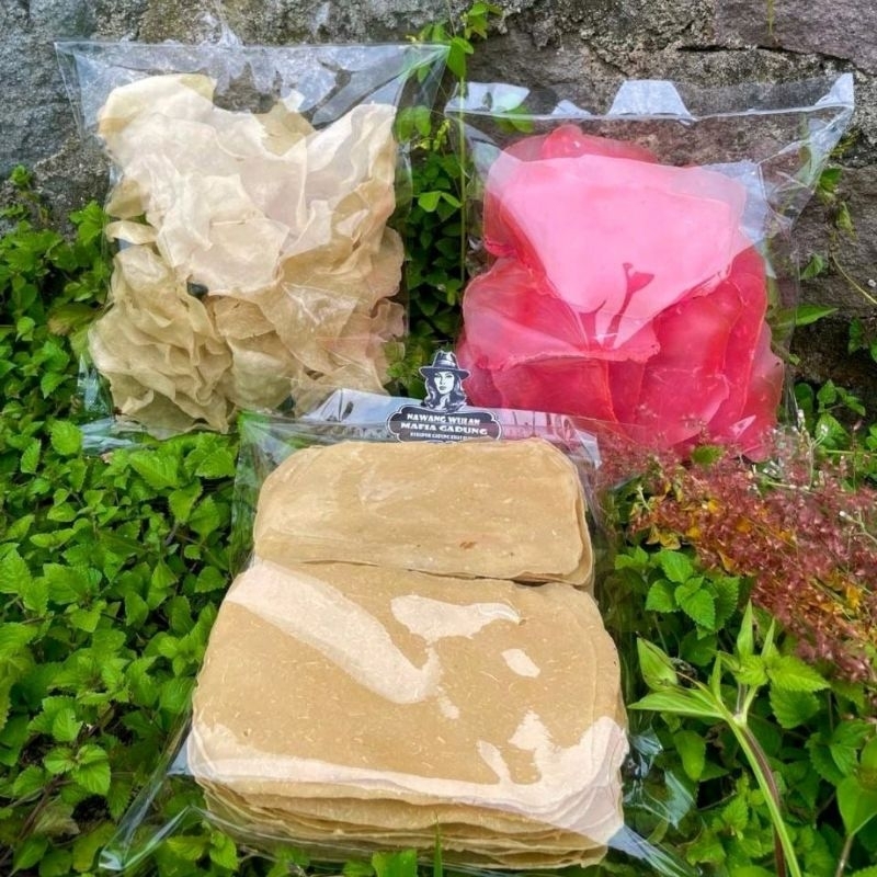 

1KG PAKET BUNDLING KERUPUK GADUNG 300GRAM SERMIER GETUK400GRAM MERAH KHAS PADANG 300GRAM