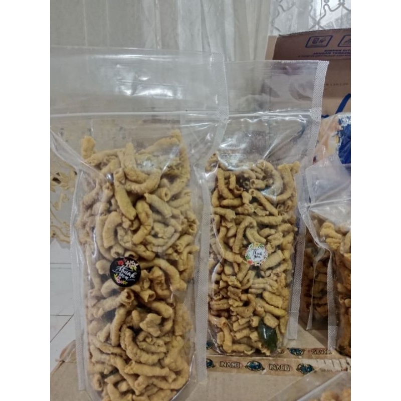 

KERIPIK USUS CRISPY / USUS KRISPI 200 gram