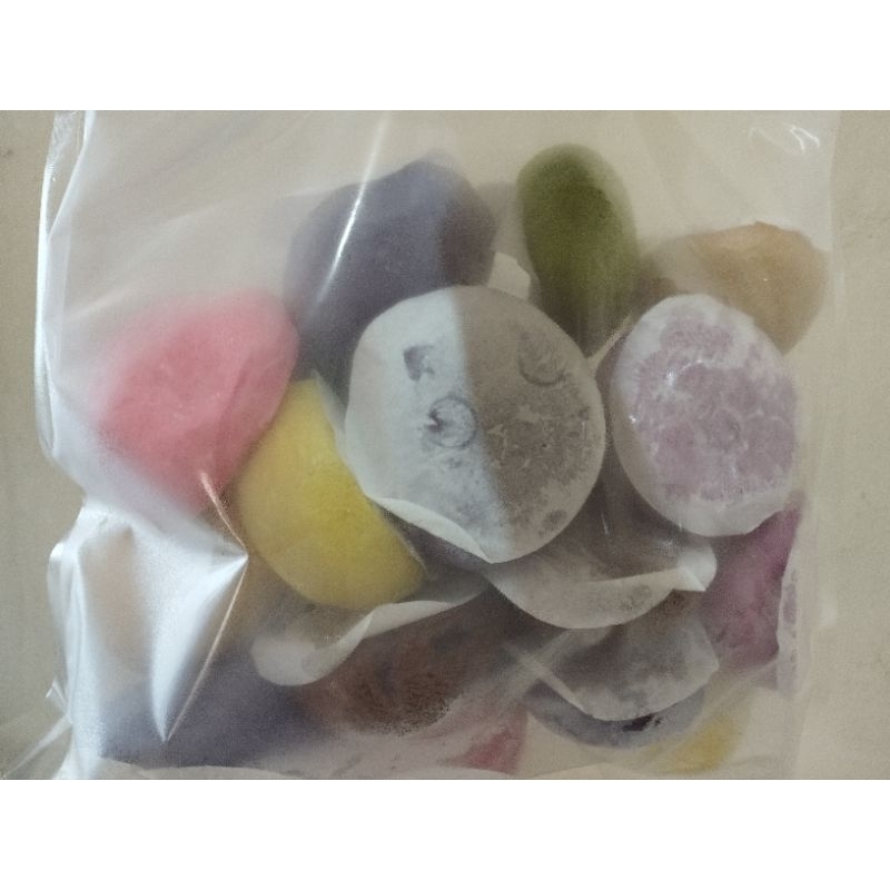 

Bakpao Eeemuts Frozen varian manis kemasan hemat