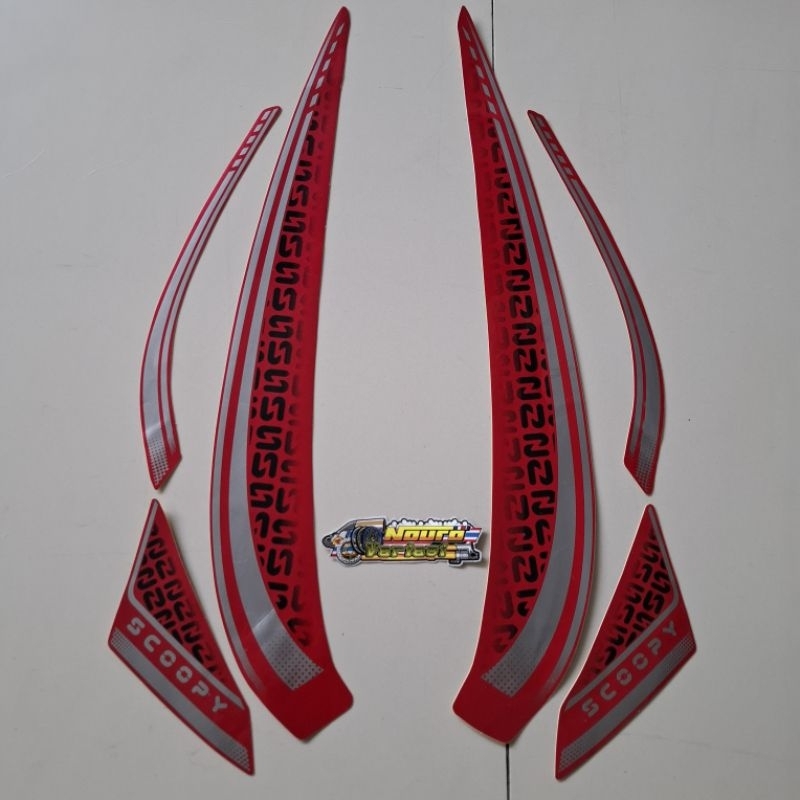 striping Honda Scoopy 2025 merah stiker les motor body standar