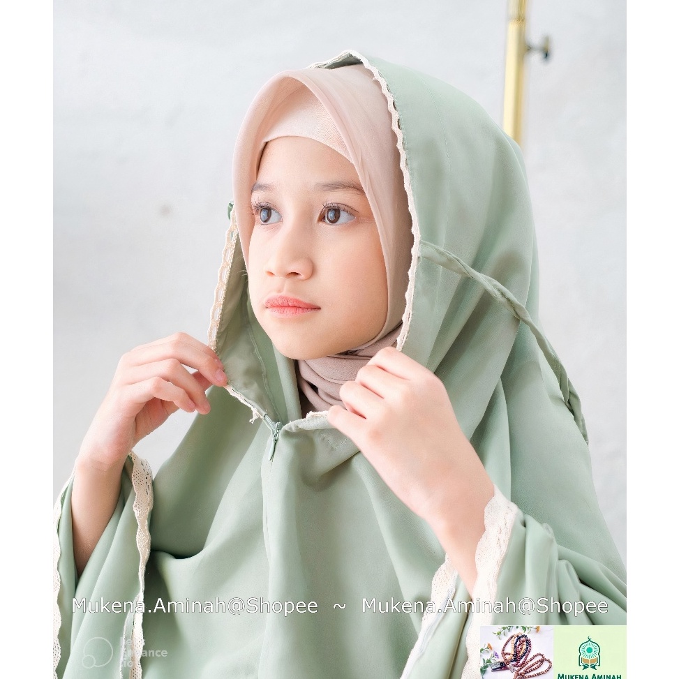 Bagus Dipakai MUKENA ANAK AZZURA TRAVELING 2 IN 1 FATIMAH KATUN FREE TAS SAJADAH AMPLOP