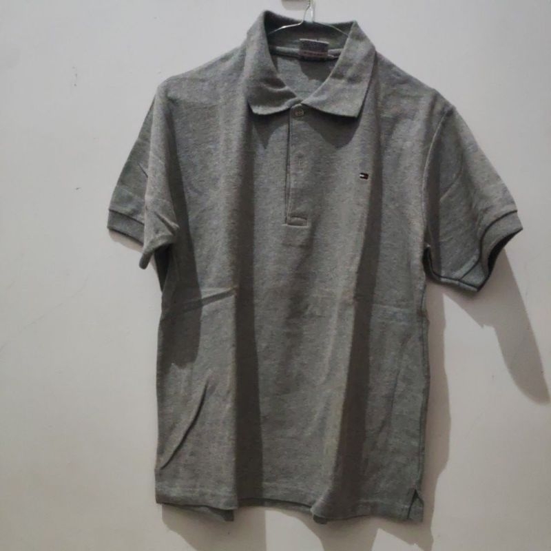 preloved baju polo merk tommy hilfiger