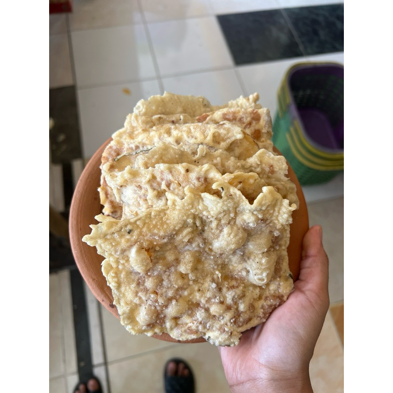 

keripik tempe daun jeruk khas trenggalek isi 20biji 1 besek