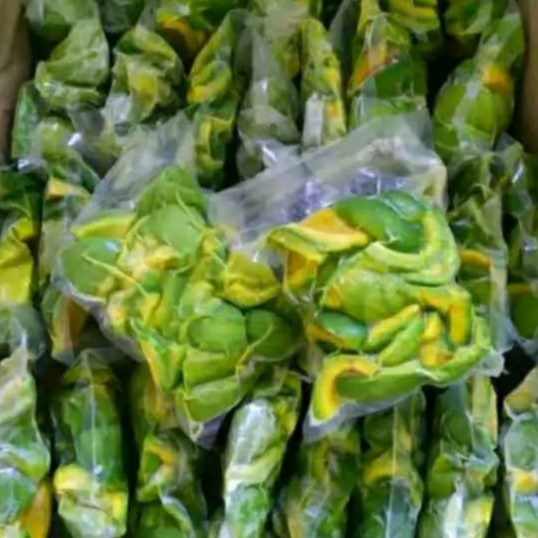 

FROZA PROMO! jual Buah beku frozen fruit buah alpukat 500 gram higienis