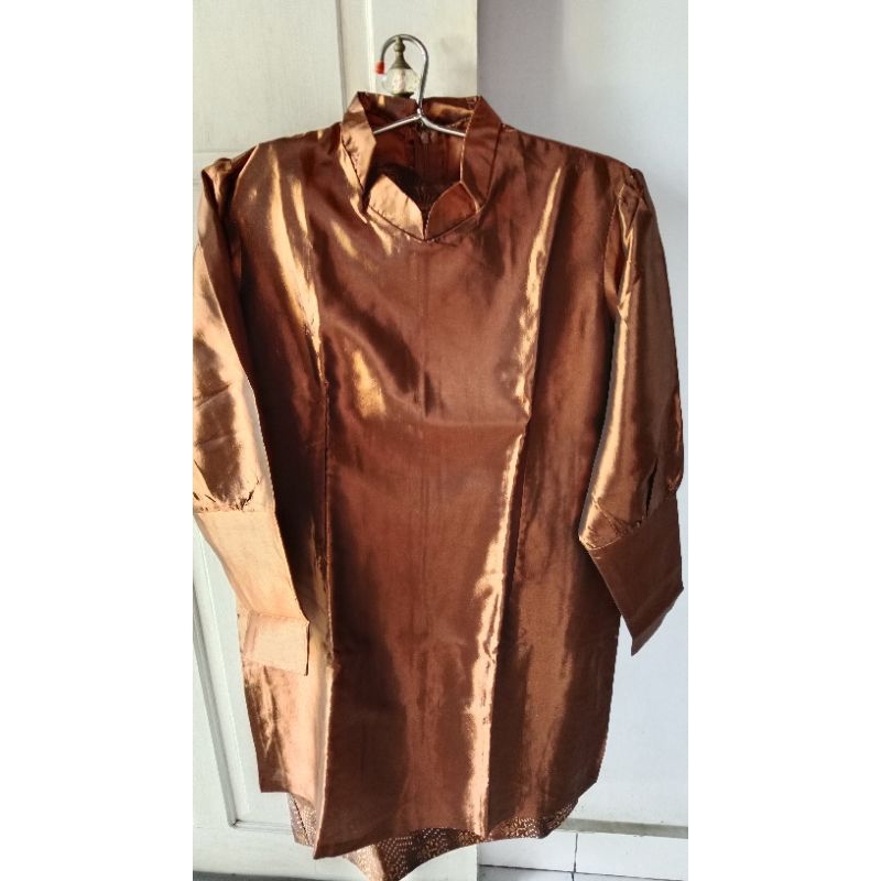 Baju Polos coklat dan rok