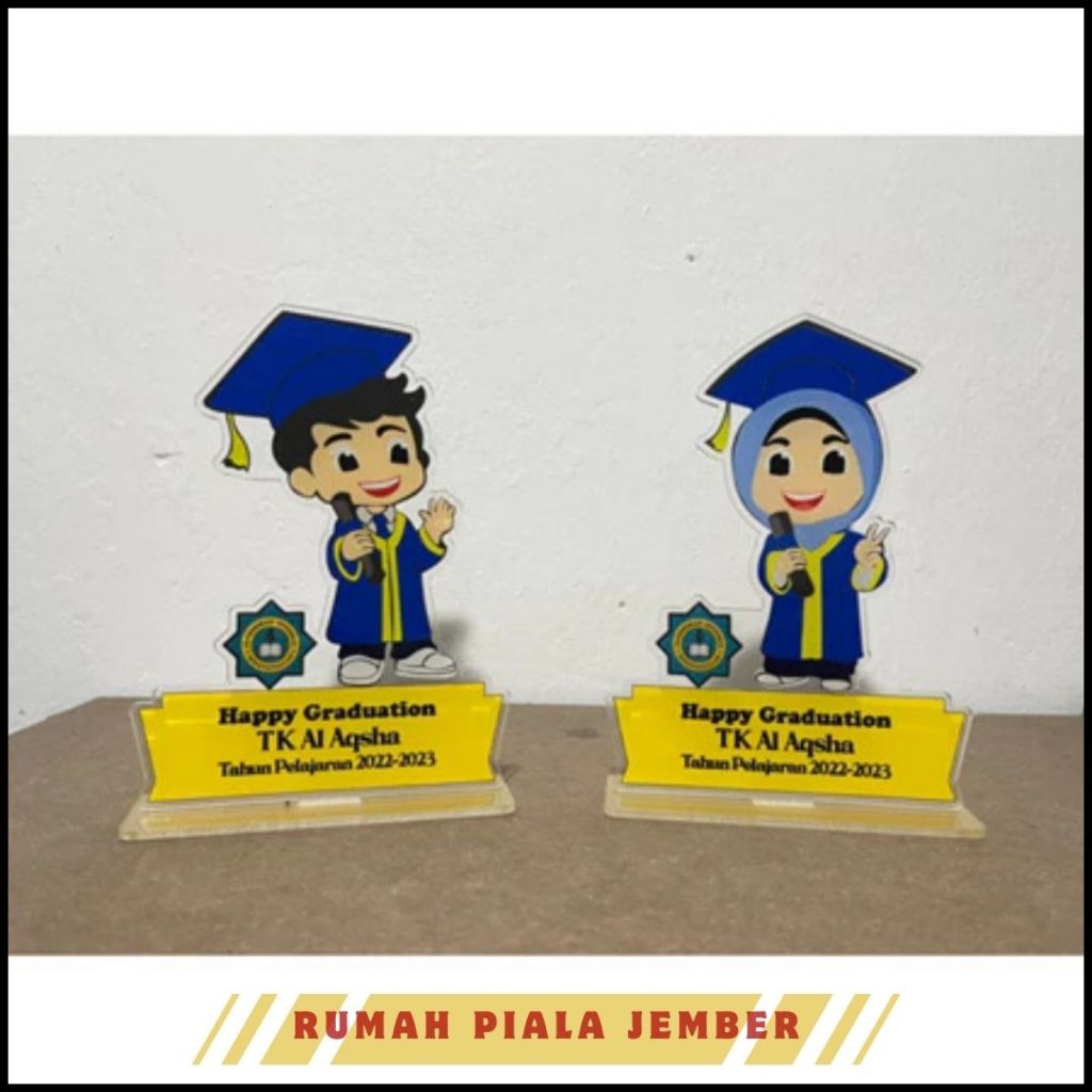 Plakat Wisuda TK Piala Wisuda Paud Plakat Paud Piala Wisuda TK Akrilik