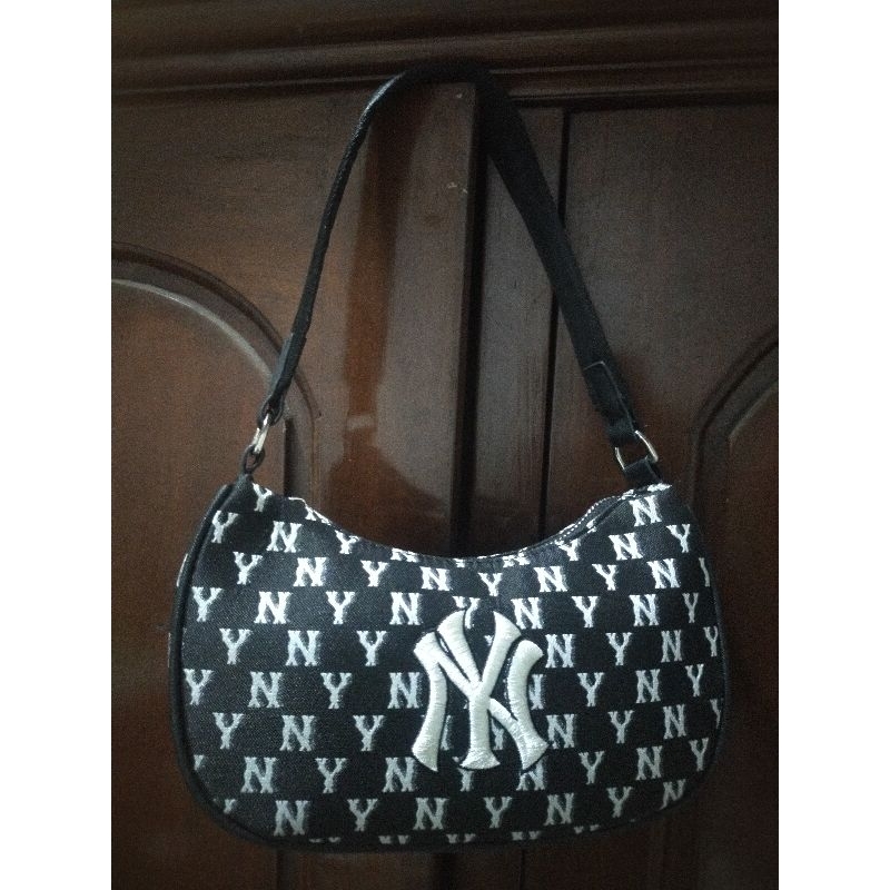 tas shoulder MLB preloved