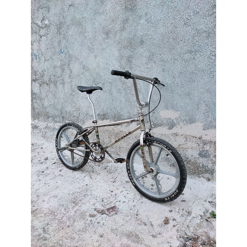 Sepeda osbmx oldschool bmx apollo mk1 db rumeuk diamondback rare vintage haro hutch gt kuwahara rale