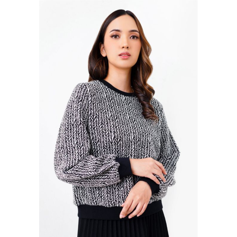 BENANG JARUM - Everly Sweater (S)