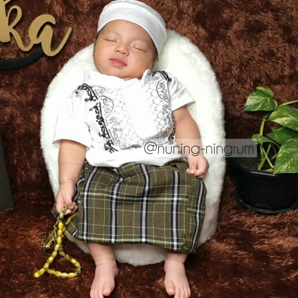 Bagus Banget Baju Koko Bayi LakiLaki Ozuka Setelan Aqiqah Sarung dan Peci Sarkoci
