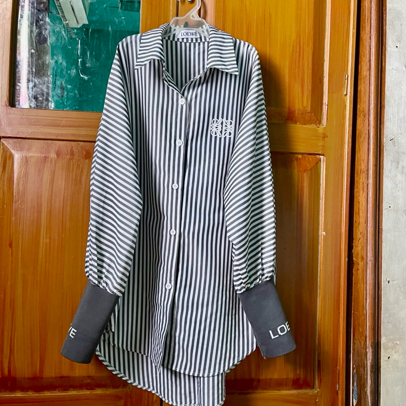 preloved kemeja loewe
