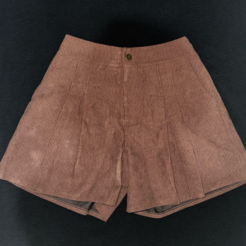 Celana Pendek Corduroy Coklat