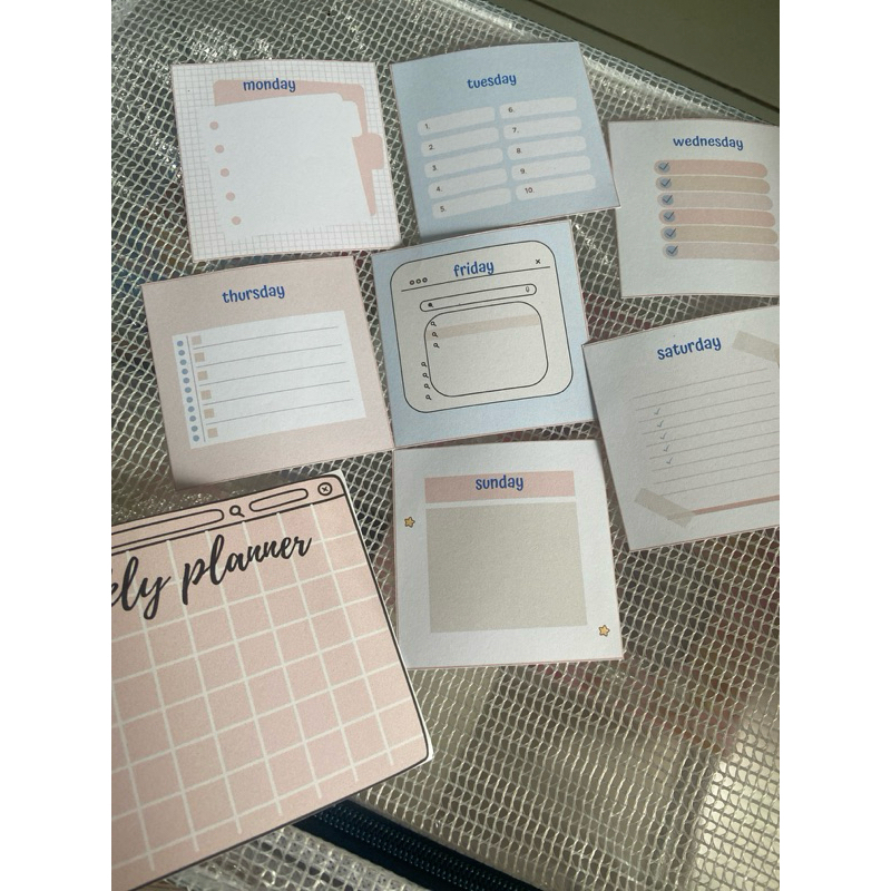 

0037 weekly planner paper