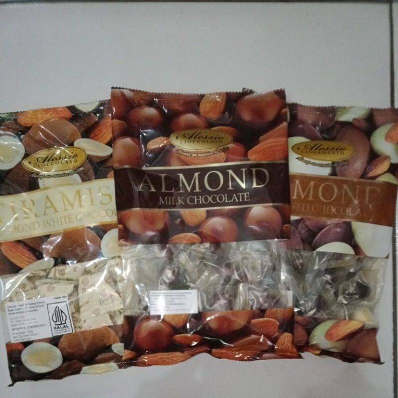 

alessio cioccolato almond