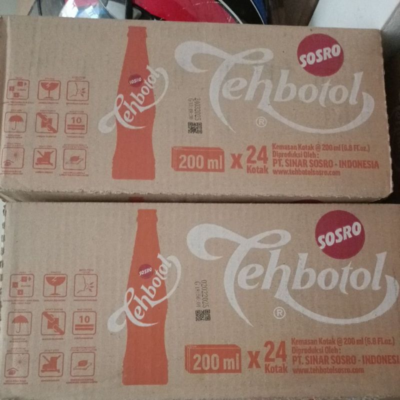 

teh kotak Sosro 200 Mili 1dus isi 24pcs