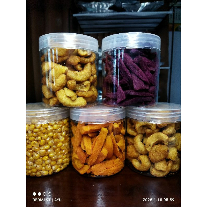 

Snack premium harga murmer(pakai toples)