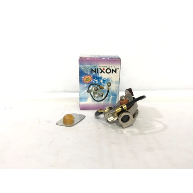 NIXON-PLATINA CHAIN SAW 707