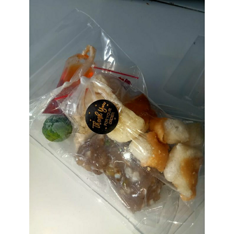 

Cirawang Siomay kering Cuanki lidah