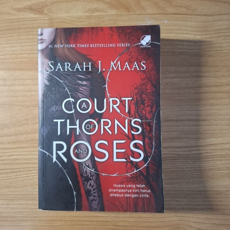 NOVEL A COURT OF THORNS AND ROSES ACOTAR Sarah J. Maas (preloved ori)