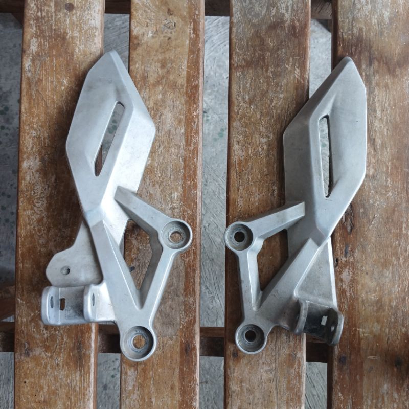 FOSTEP POSTEP DEPAN CB150R K15G