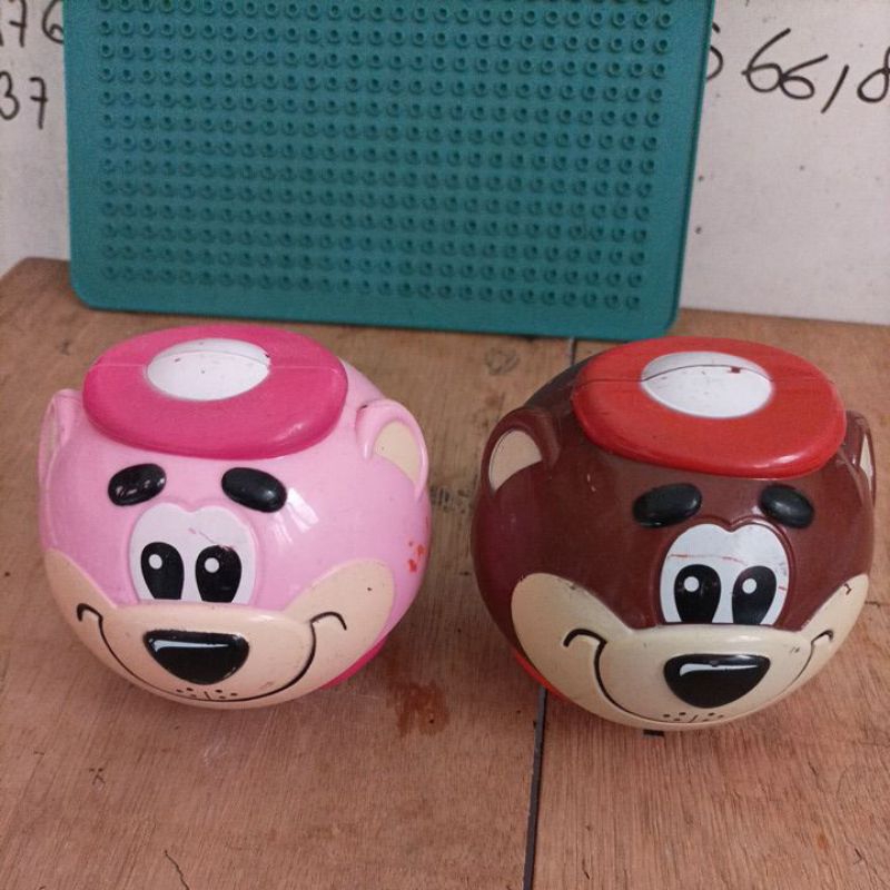 Maskot bola beruang AW A&W
