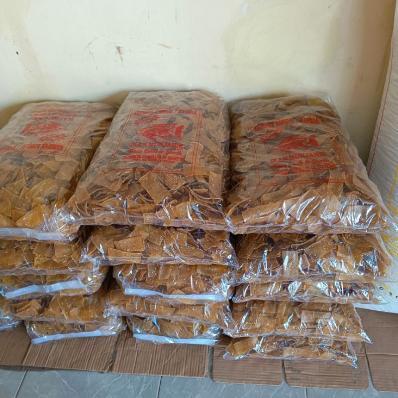 

Kerupuk tempe mentah 500 gr / kerupuk kedelai mentah 500 gr