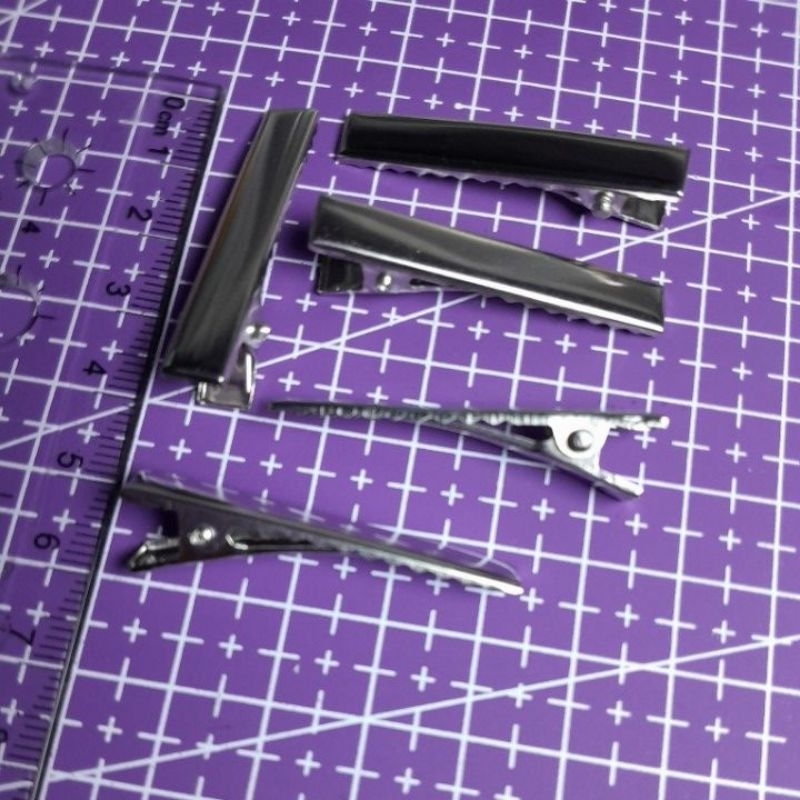 

(Isi 5) Jepit Buaya Silver 4cm